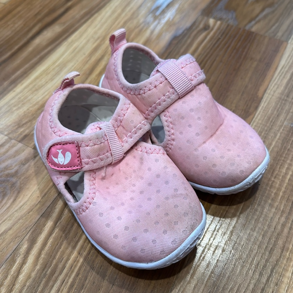 Water shoes pink toddler girl 7 pool summer